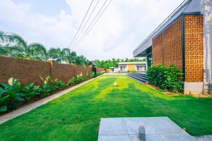 Asmi Hillview