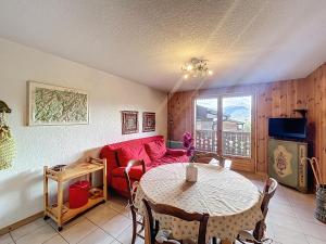 Appartement proche village, accès ski bus, vue Mont Blanc - FR-1-560-163