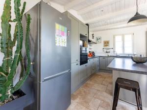 Villas Maison familiale avec piscine pour 9 personnes - FR-1-835-4 : photos des chambres