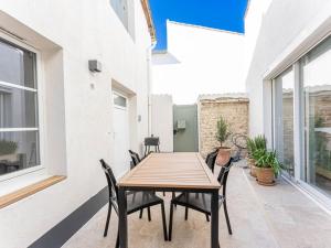Maisons de vacances Maison familiale a La Noue avec cour privative - FR-1-835-16 : photos des chambres