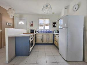 Maisons de vacances Maison recente au calme, ideal 5 pers., proche plage et nature, microclimat, Vendee Sud - FR-1-476-216 : photos des chambres