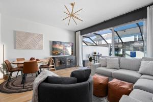 free water park-2 king suites-minutes to parks