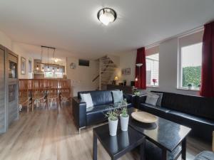 Oyster Coast Sauna and Family Charm