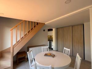 Maison plain-pied à Argelès-sur-Mer avec garage, proche transports et commerces - FR-1-732-87