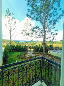 THE CASTELL CONDOMINIUM KHAOKHO BY Veerayut