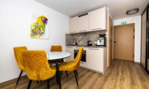 Šeimos apartamentai, Mano Šventovė