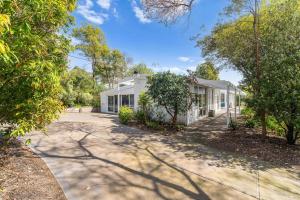 Garden Cottage - Somers