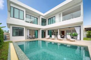 Rawai Duplex Style Luxurious 4-BR Private Pool Villa