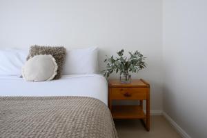 10 Tranquil Charm West Perth 2BR Parking