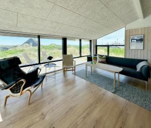 Beach House With Sea View In The Dunes At Saltum
