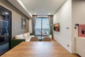 LUMIERE RIVERSIDE LUXURY APARTMENT 5STar