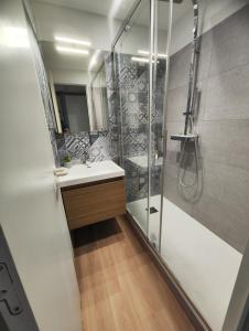 "Red Rock" studio rénové CLIM, PARKING,WIFI