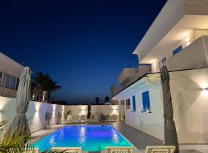 Onda Bianca Luxury Apartments