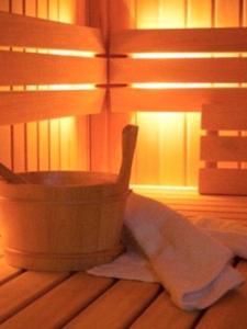 Off-Grid Eco Retreat Pool Wi-Fi Mountain Escape