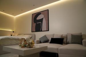 استديوا " بلكونه "