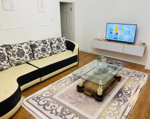 Romeo apt with private garden