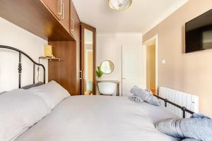 Modern Stylish Central Apt with free parking