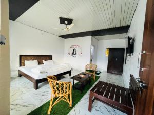 Kedar-Kashi Resorts and Resturant