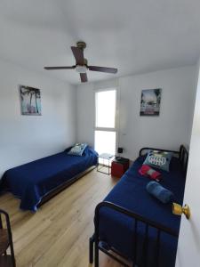 appartement lumineux piscine plage 250m centre ville grande terrasse portaventura