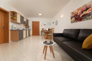 Comfort One-Bedroom Apartment with Sea View  room in Apartments Kvarner