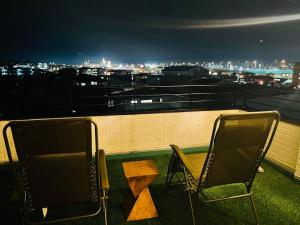 New AirportHills 1400ｍ2 絶景露天風呂1棟2階貸切 駐車場4台 サウナ BBQ施設 ペット