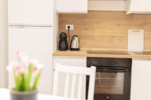 Piazzetta Romana Luxury House