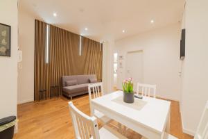 Piazzetta Romana Luxury House