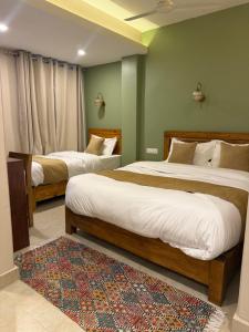 Paramount Apartment & Rooms