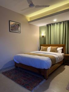 Paramount Apartment & Rooms