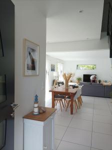 Maisons de vacances Contemporaine proche plage trez hir : photos des chambres