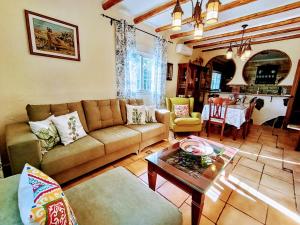 Casa Lo Pinto Private Pool Villa South of El Torcal -UNESCO-