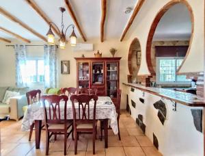 Casa Lo Pinto Private Pool Villa South of El Torcal -UNESCO-