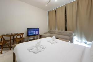 Modern Studio Stay in Business Bay Near Dubai Mall