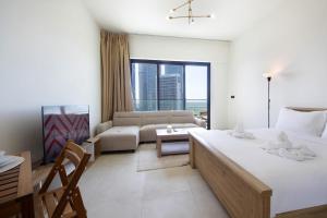 Modern Studio Stay in Business Bay Near Dubai Mall