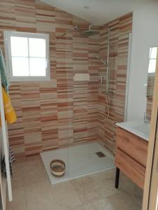 Maisons de vacances La Petite Maison d Exireuil : photos des chambres