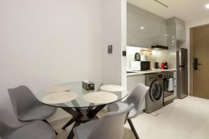 Elegant Studio in Binghatti Canal Near Dubai Mall