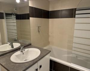 Appartements residence avec piscines a proximite de Gordes : photos des chambres