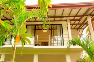Sunrise Holiday Apartment
