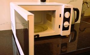 Independent Studio Near Gaur Central Mall