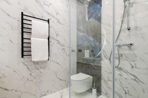 Petrovdom Apartments 23-265в in RC Manhattan, Beresteiskyi 11