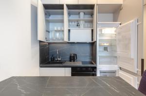 Petrovdom Apartments 23-265в in RC Manhattan, Beresteiskyi 11