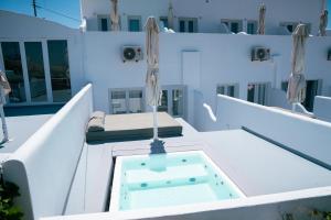 Grand Suite with Hot Tub room in Cape Paradise