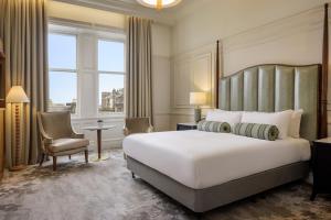 Deluxe King Room - Mobility Accessible room in Waldorf Astoria Edinburgh - The Caledonian
