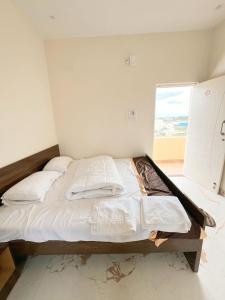 Siri Comfort boarding and lodging