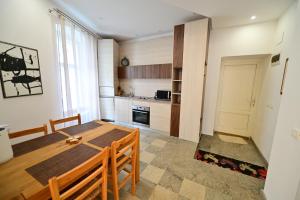 FLH - The Apothecarys House - Casa Farmacistului