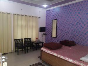 Hotel Sandeep palace