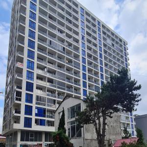 Spacious 2BR Apartment #5 with Sea View, Balcony & Kitchen