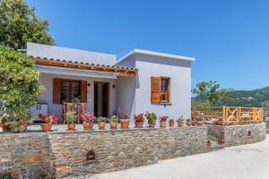 Astraea Holiday Home