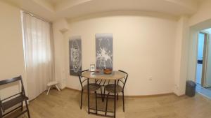 Center Point apartment