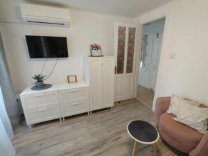 Old Town Apartment Theo